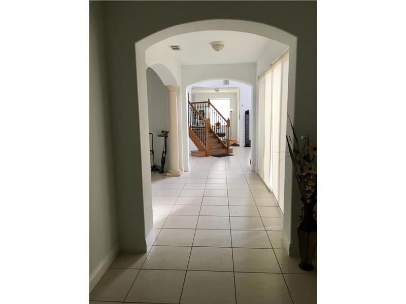 11280 NW 77th Ter