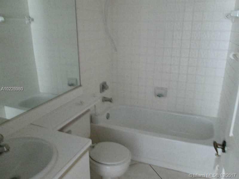 451 Ives Dairy Rd #201-1