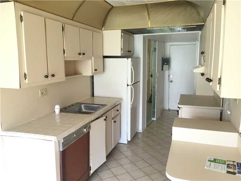 1670 NE 191st St #202-3 Miami, FL 33179