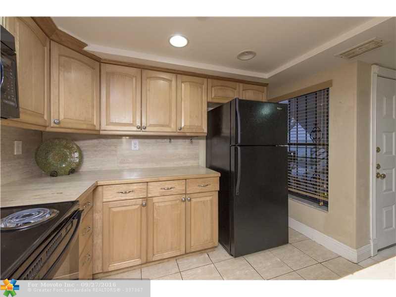 20065 NE 3rd Ct #5