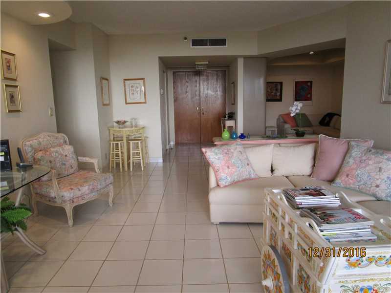 20281 E Country #403