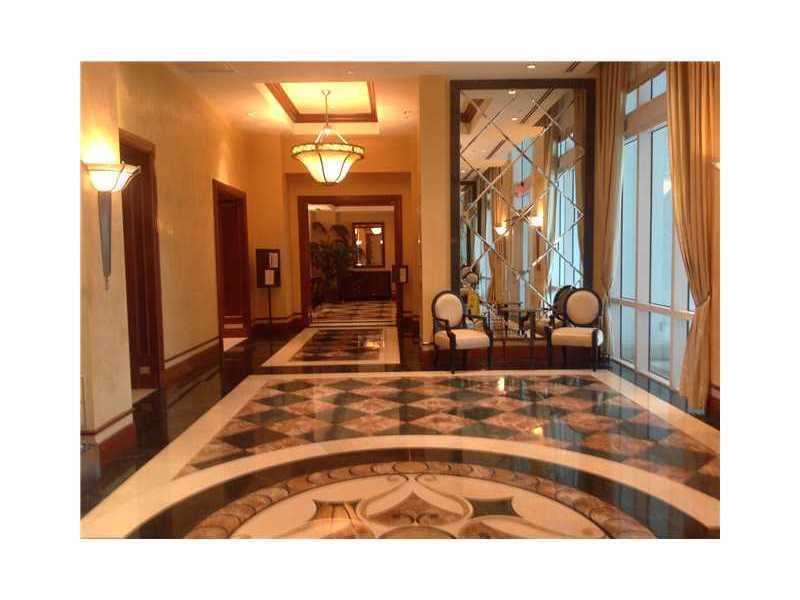 20201 E Country Club Dr #1503