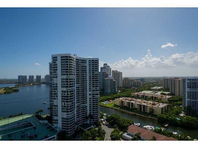 3600 Mystic Pointe Dr #908