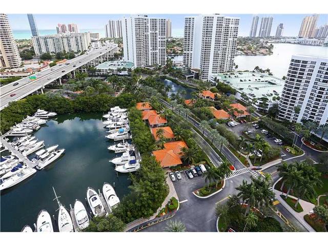 3600 Mystic Pointe Dr #908