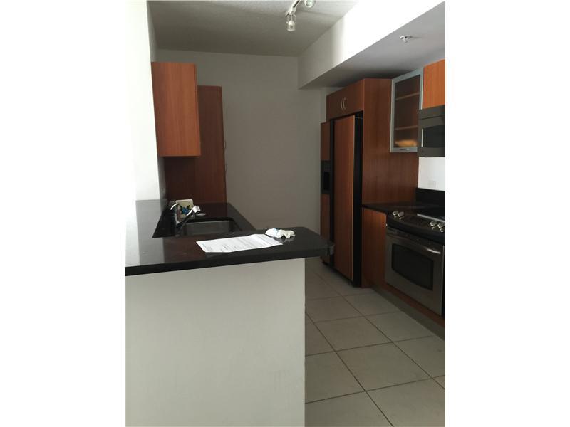 For Sale: 18800 NE 29 #APT 919 Miami, FL 33180