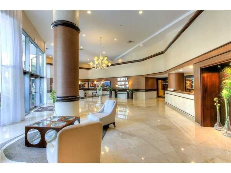 For Sale: 3400 NE 192nd St #LPH3 Miami, FL 33180