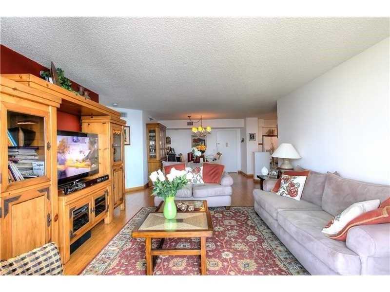 For Sale: 3400 NE 192nd St #LPH3 Miami, FL 33180