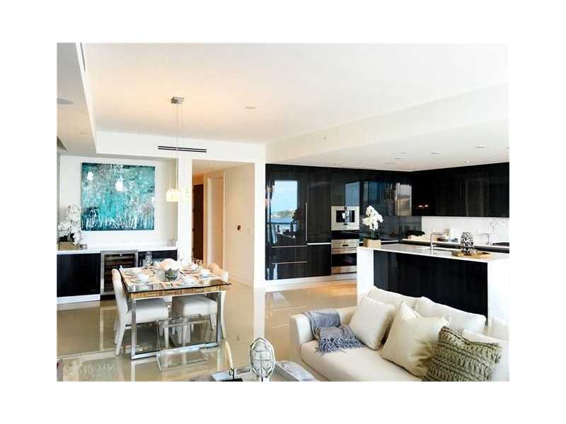 For Sale: 3300 NE 188 St #517 Miami, FL 33180