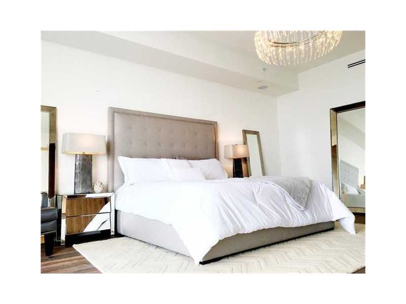 For Sale: 3300 NE 188 St #517 Miami, FL 33180