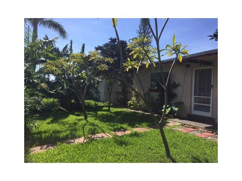 For Sale: 2650 NE 212th Ter Miami, FL 33180