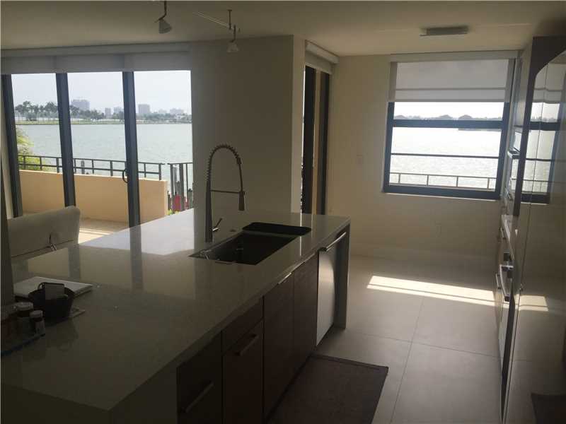 12000 N Bayshore Dr #211