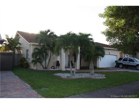 4863 SW 148th Ct