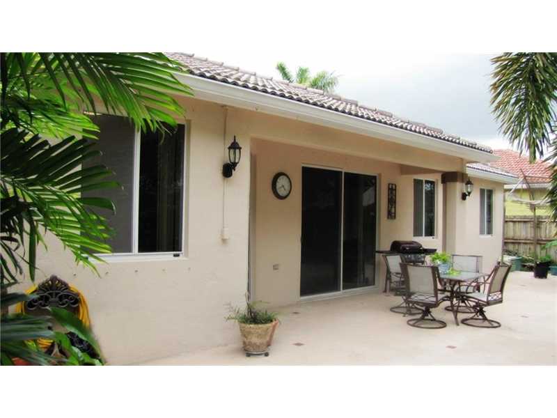 For Sale: 16429 SW 54th Ter Miami, FL 33185