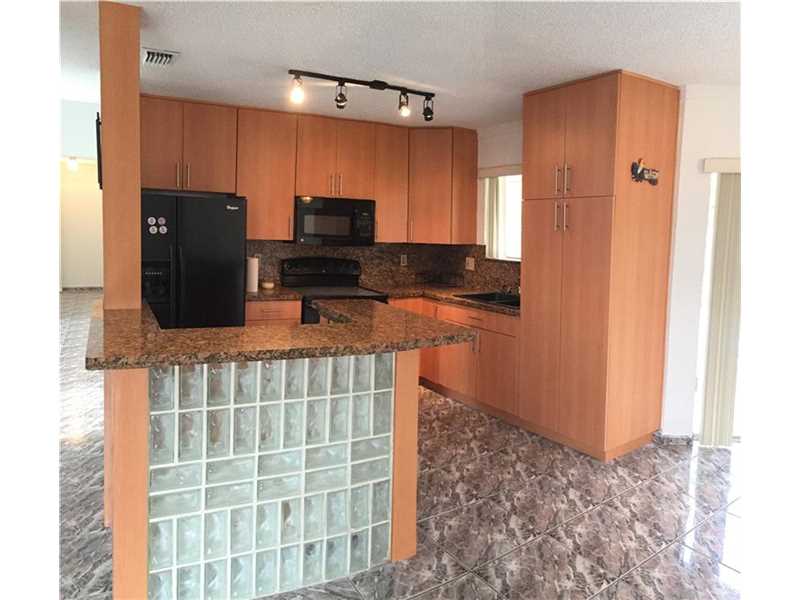 For Sale: 16951 SW 152nd Ave Miami, FL 33187