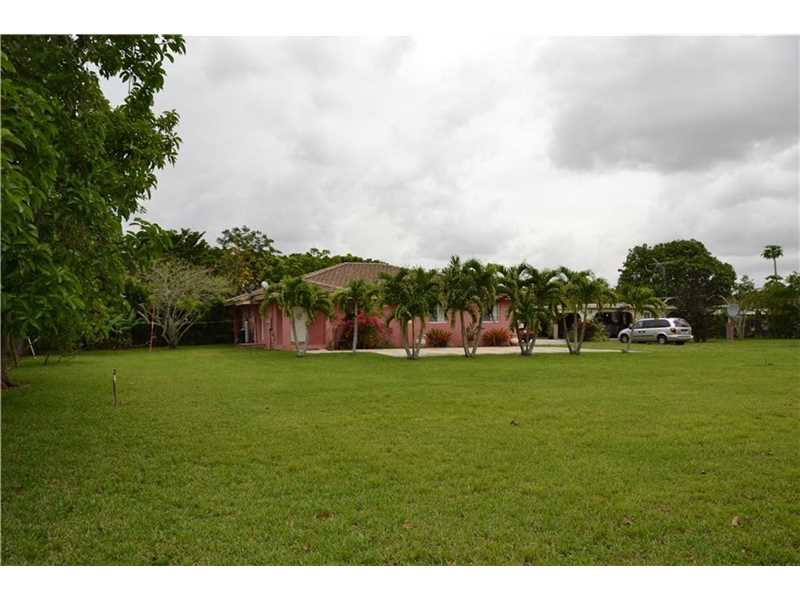 For Sale: 21490 SW 198th Ave Miami, FL 33187