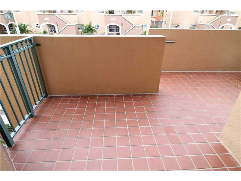 For Sale: 10014 Hammocks Blvd #204-4 Miami, FL 33196