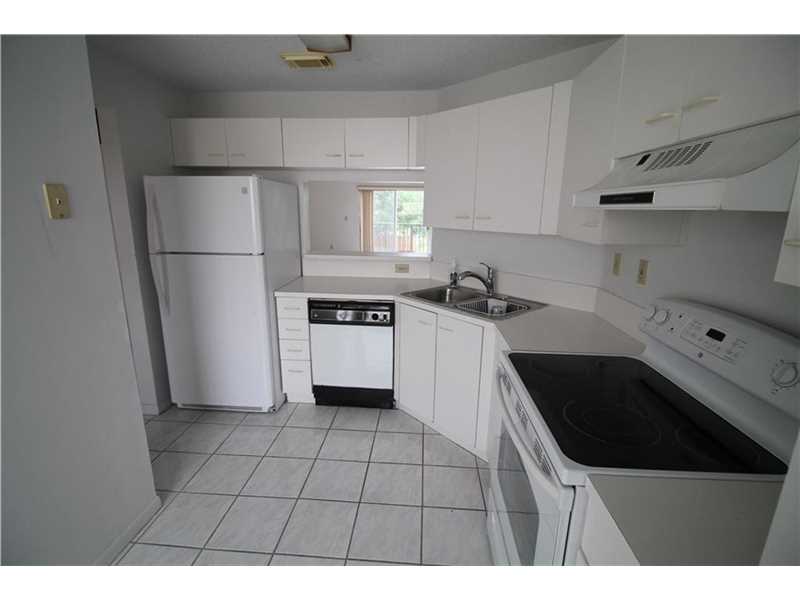 For Sale: 10014 Hammocks Blvd #204-4 Miami, FL 33196