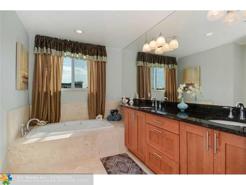 444 Hendricks Isle