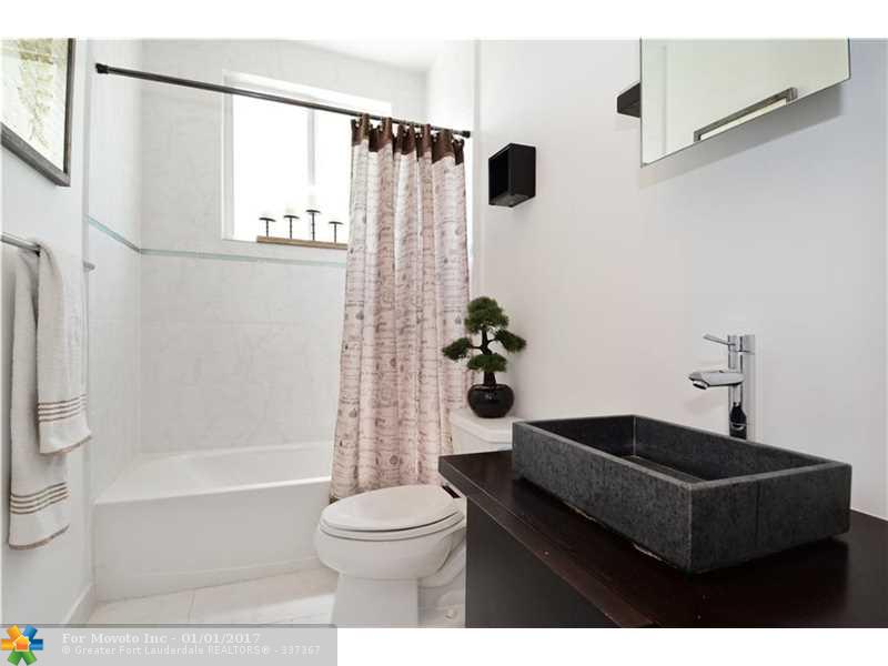 824 NE 19th Ave #824