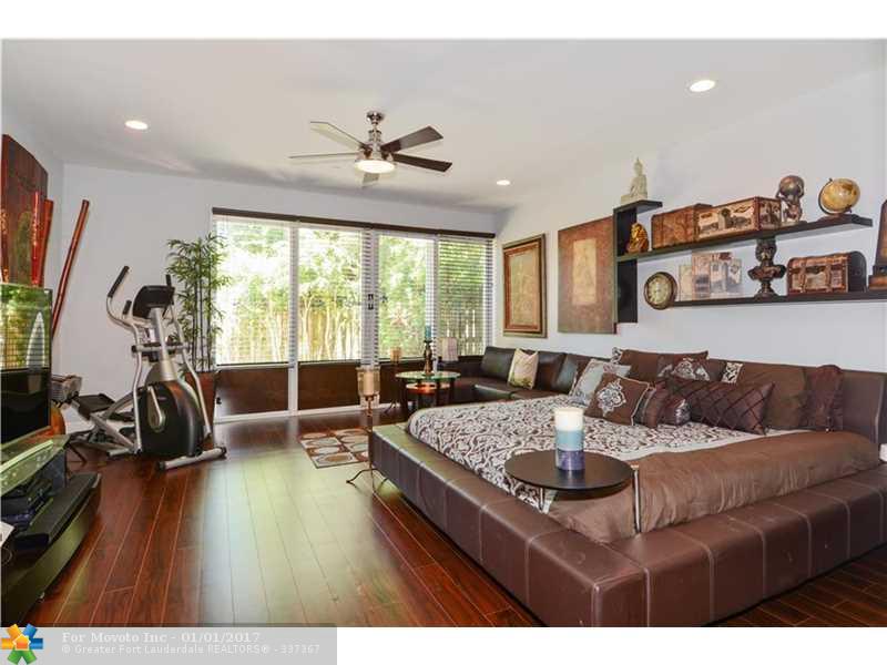 824 NE 19th Ave #824