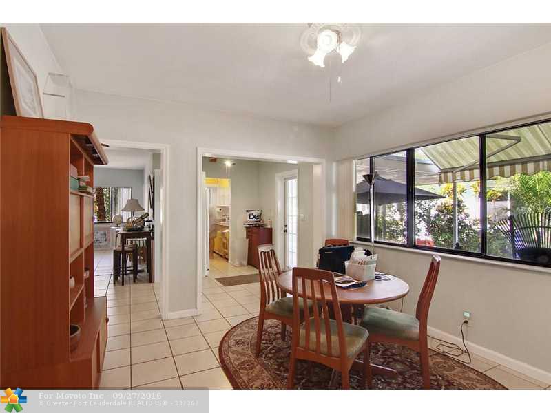 3321 NE 14th Ct