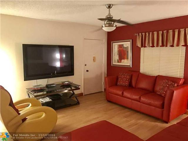 2829 NE 30 St #205