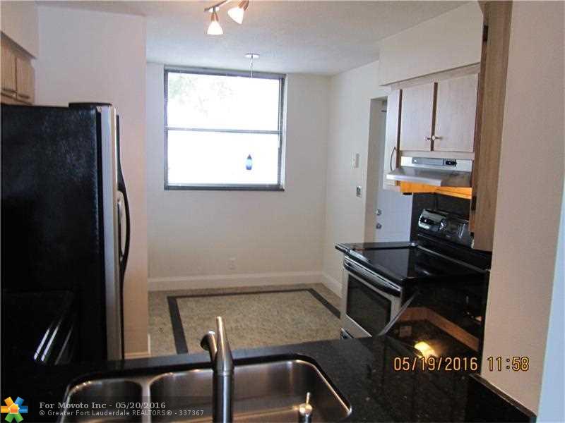 For Sale: 118 Lake Emerald Dr #APT 210 Fort Lauderdale, FL 33309