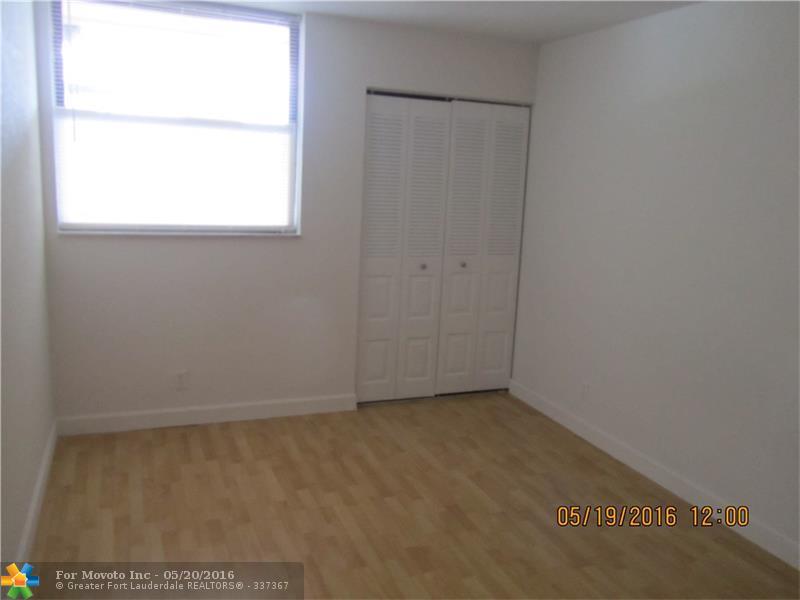 For Sale: 118 Lake Emerald Dr #APT 210 Fort Lauderdale, FL 33309