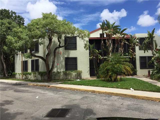 211 Lake Pointe Dr #106