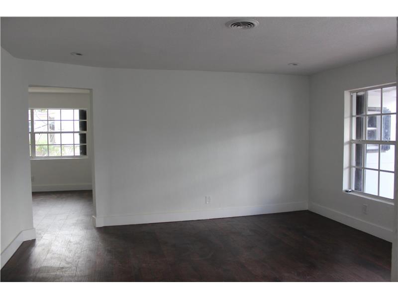 3470 NW 32nd St