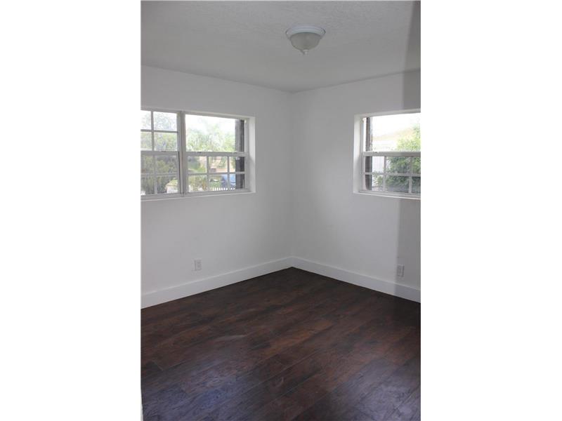3470 NW 32nd St