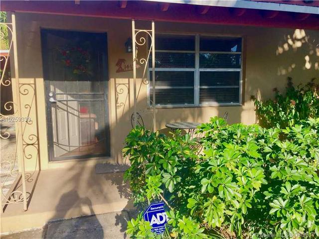 714 NW 11th St
