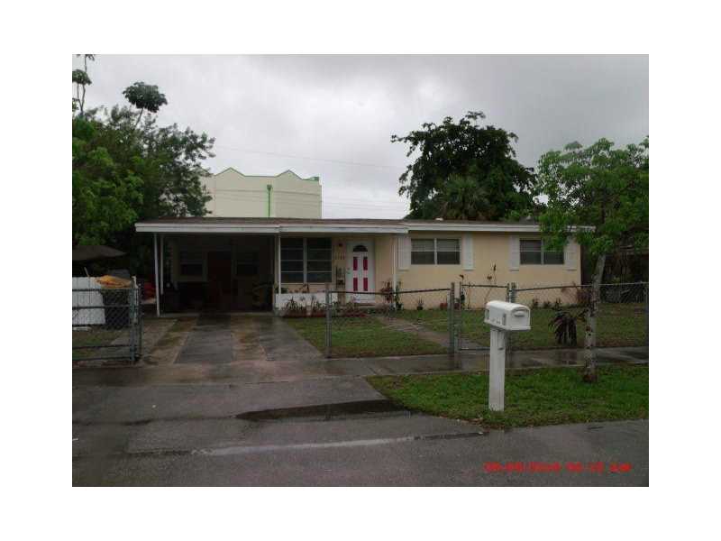 For Sale: 1741 NW 18th St Fort Lauderdale, FL 33311