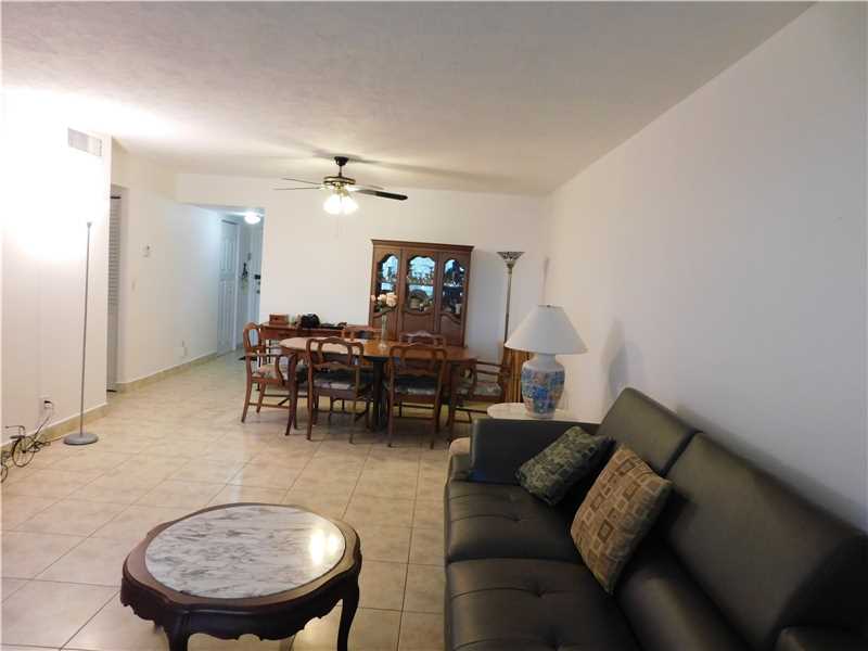 2831 Somerset Dr #314