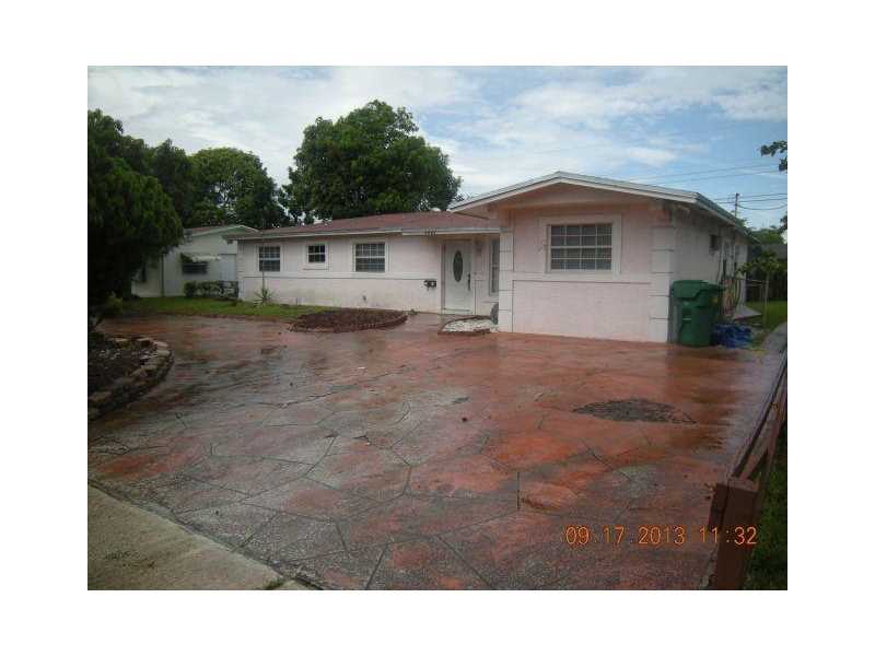 For Sale: 1361 NW 54th Ave Fort Lauderdale, FL 33313