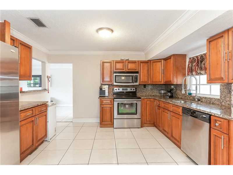 7161 NW 21st Ct Fort Lauderdale, FL 33313