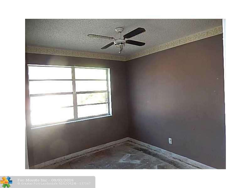 7401 W Sunrise Blvd #B-2