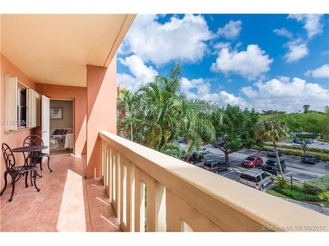 1101 River Reach Dr #208