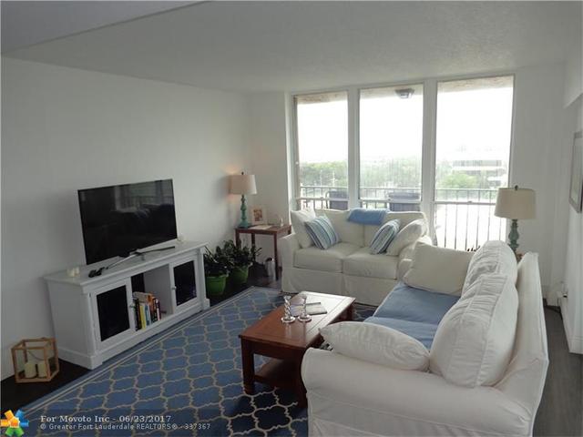 1050 SE 15th St #202