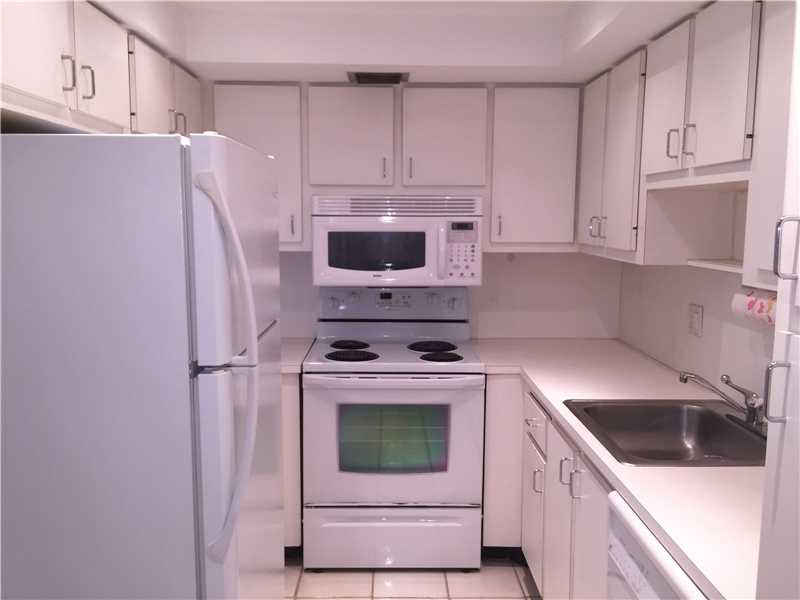 1050 SE 15th St #604