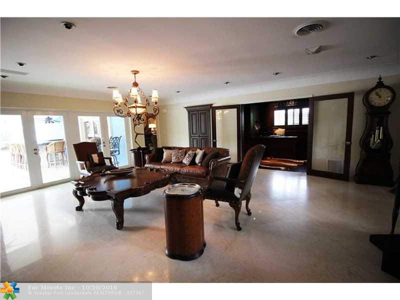2537 Lucille Dr