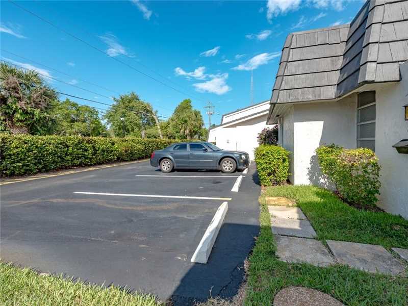 6921 NW 4th Ct #506 Fort Lauderdale, FL 33317