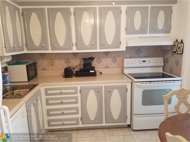4270 NW 40th St #306