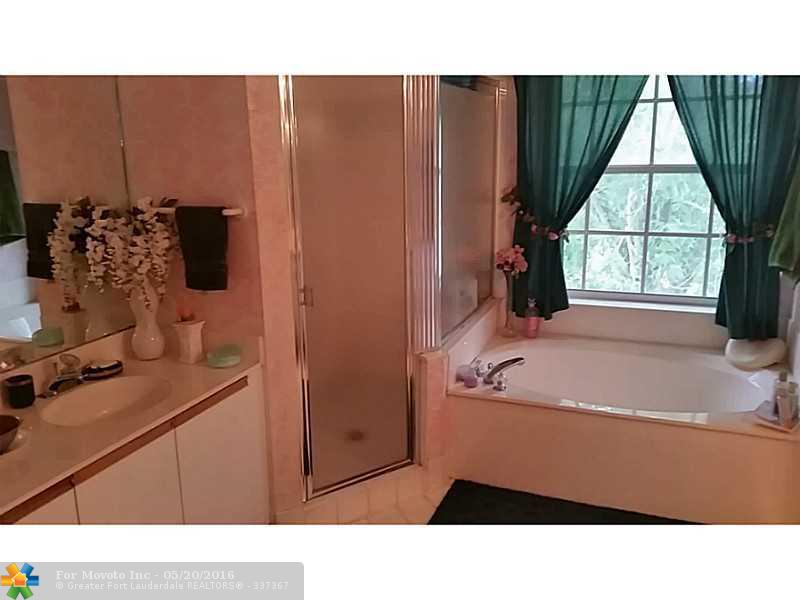 6432 NW 54th Ct, Fort Lauderdale FL 33319
