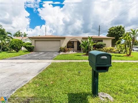 9411 NW 24th Ct