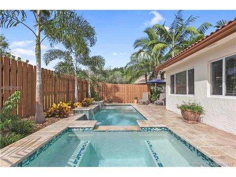 1687 Passion Vine Cir #21-3