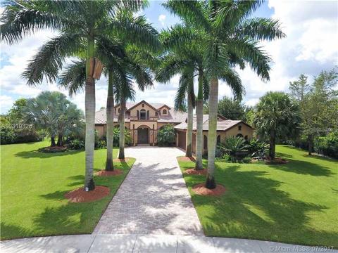 3200 W Stonebrook Cir