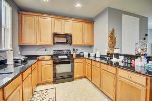 For Sale: 630 Amador Ln #5 West Palm Beach, FL 33401