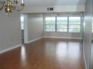3826 Whitehall Dr #303
