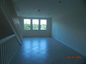 609 Amador Ln #4
